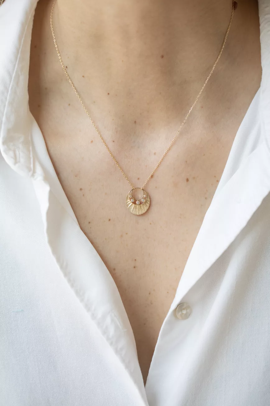 Gold necklace crescent moon pendant five diamonds engraved Céline Daoust