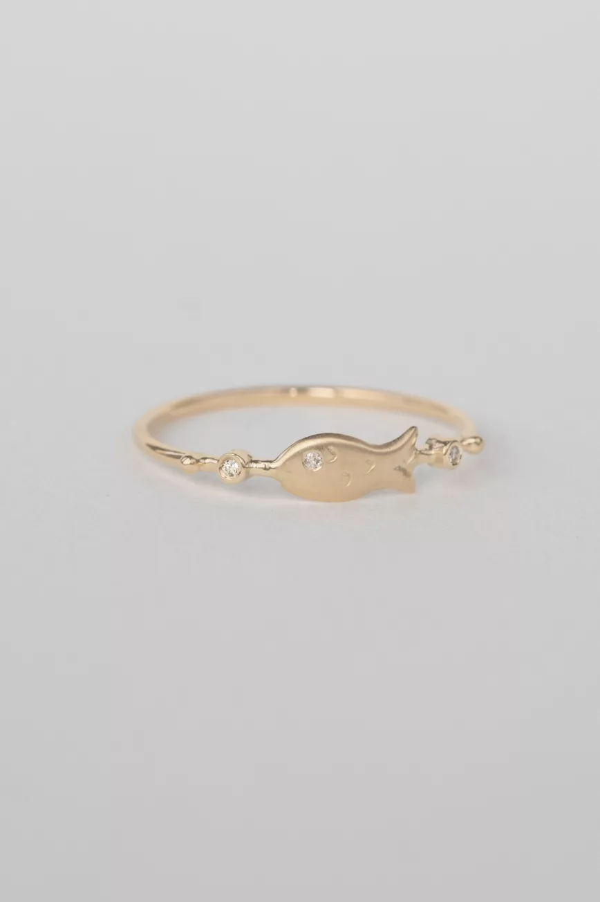 Yellow gold ring sculpted fish motif diamond accent slim band Celine Daoust