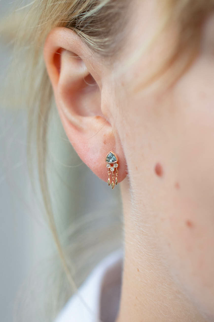 Yellow gold single stud earring triangle aquamarine diamond jellyfish drops Celine Daoust