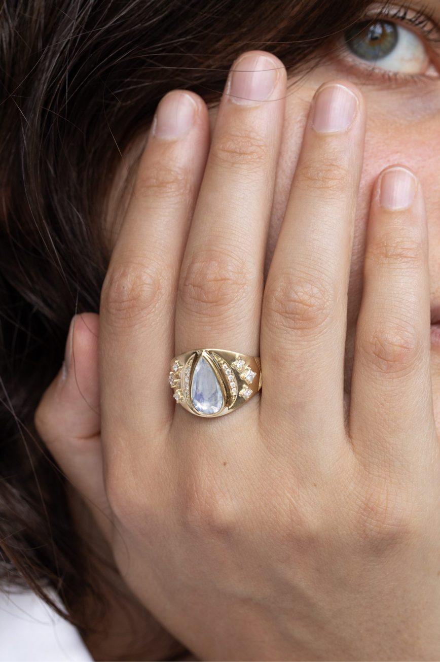 Gold signet ring pear moonstone diamond accents engraved band Céline Daoust