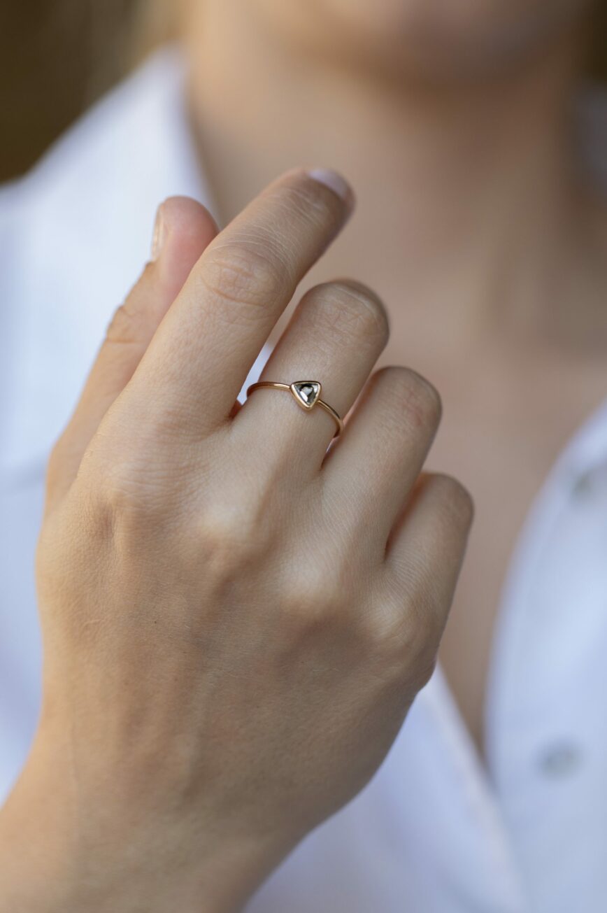 Yellow gold ring triangle-cut grey diamond bezel slim band Celine Daoust