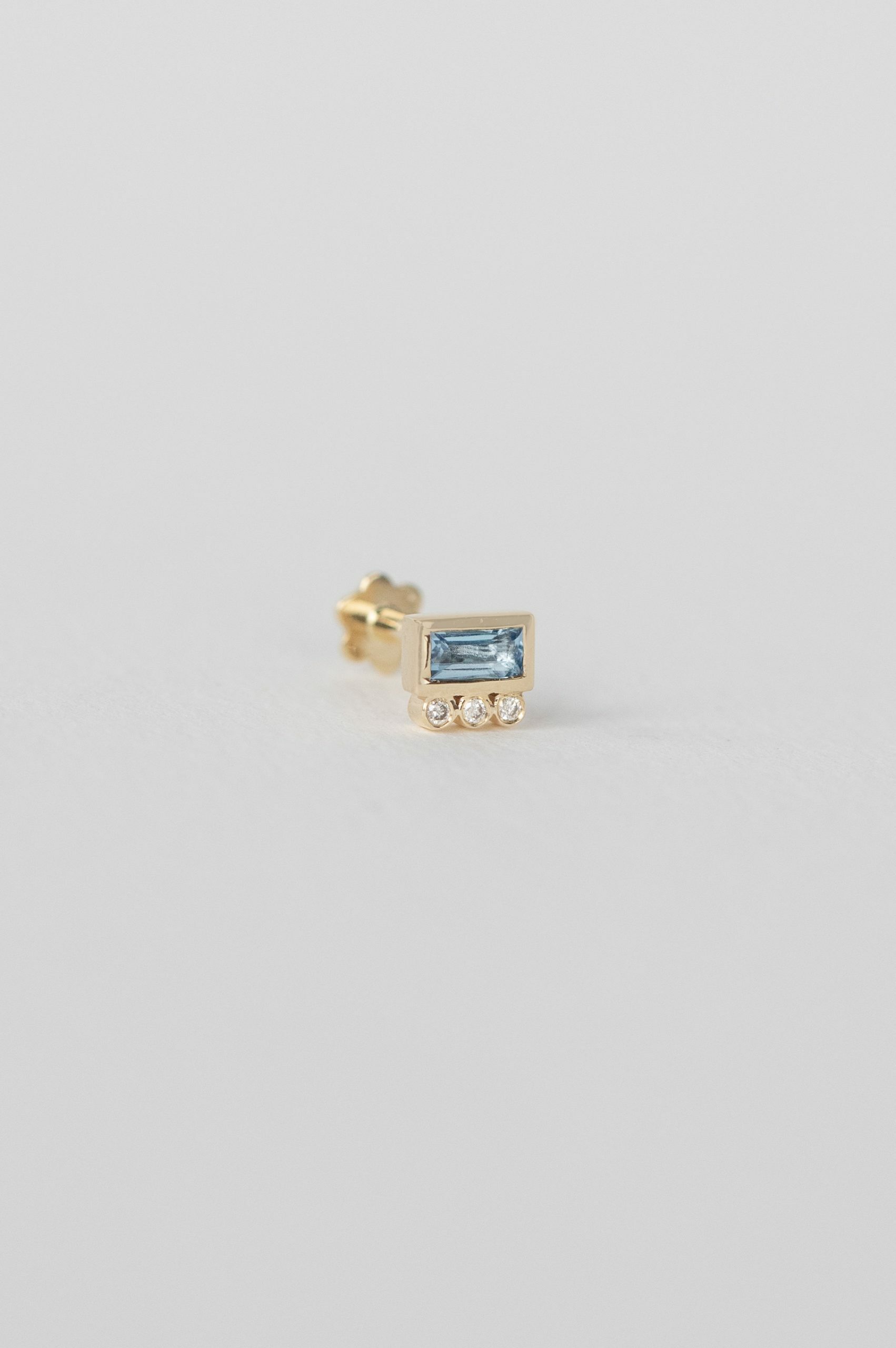 Yellow gold flat back piercing baguette aquamarine diamond accent stud Celine Daoust