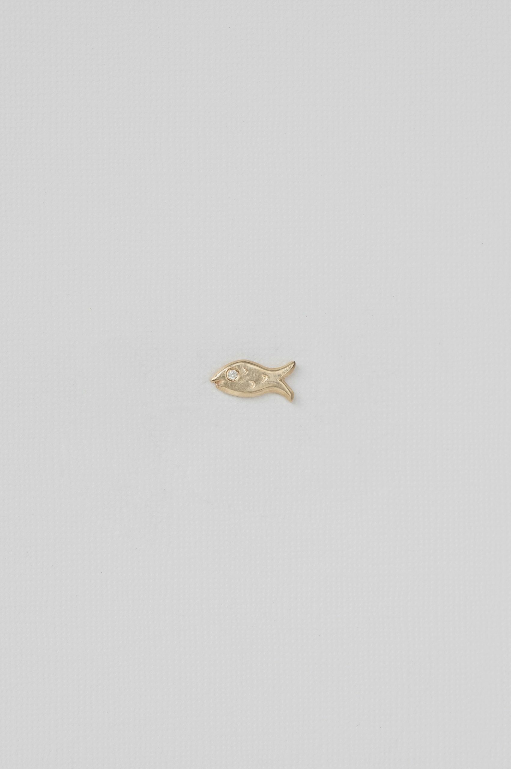 Yellow gold single stud earring sculpted fish motif diamond accent Celine Daoust