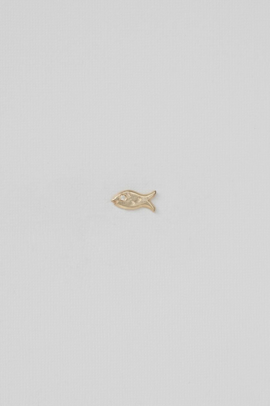 Yellow gold single stud earring sculpted fish motif diamond accent Celine Daoust