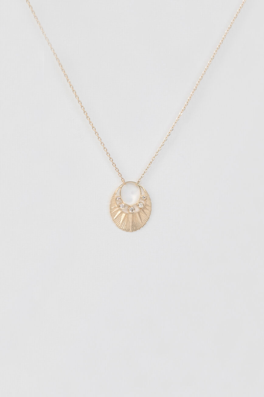 Gold necklace crescent moon pendant five diamonds engraved Céline Daoust