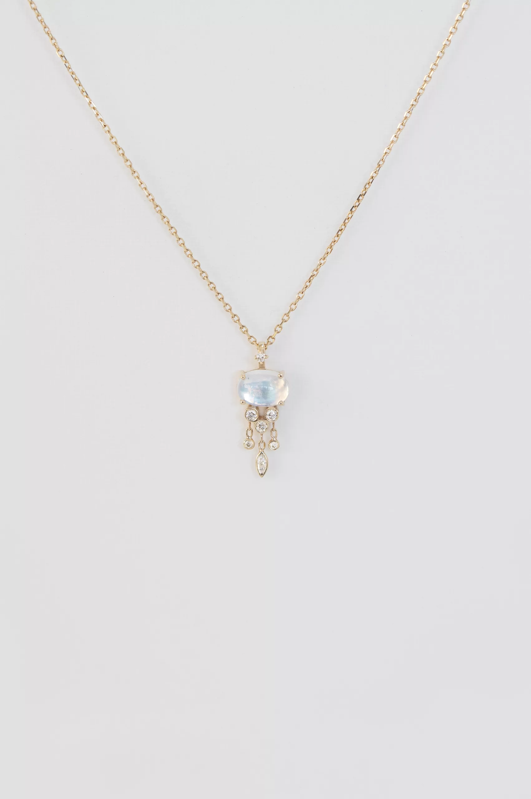 Gold necklace moonstone cabochon dangling diamond drops jellyfish Céline Daoust