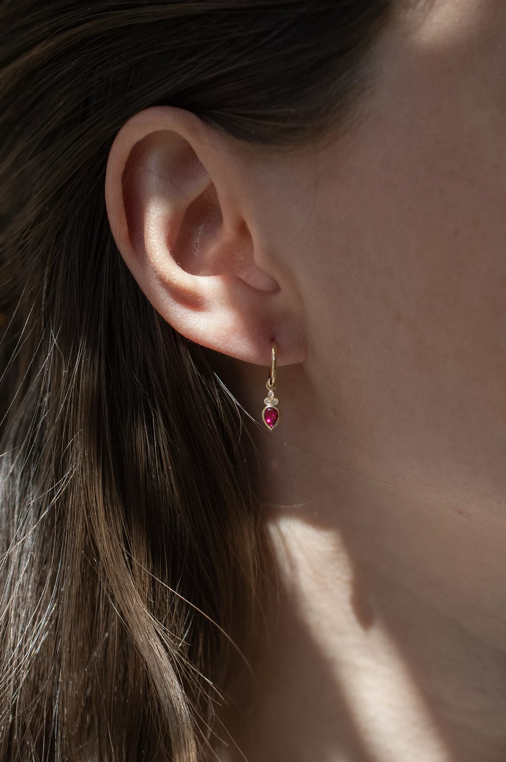 Yellow gold single hoop earring pear dark pink tourmaline diamond accent drop Celine Daoust