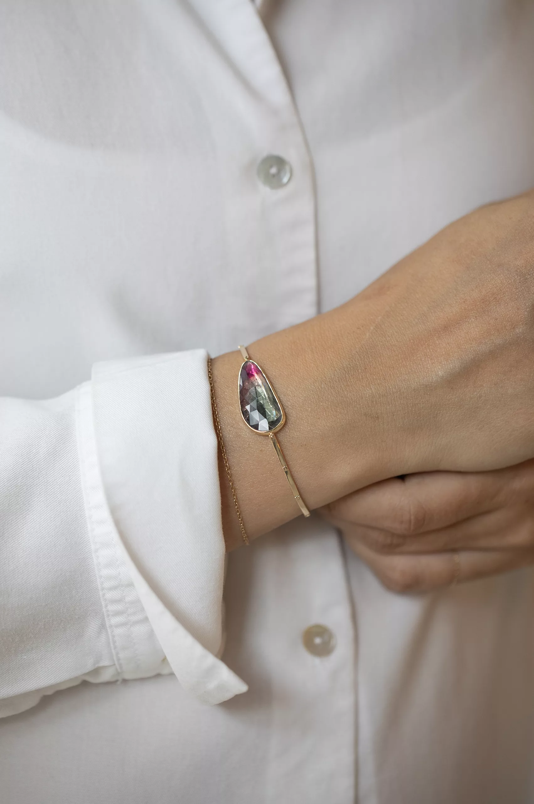 Gold articulated bracelet freeform watermelon tourmaline slice Céline Daoust
