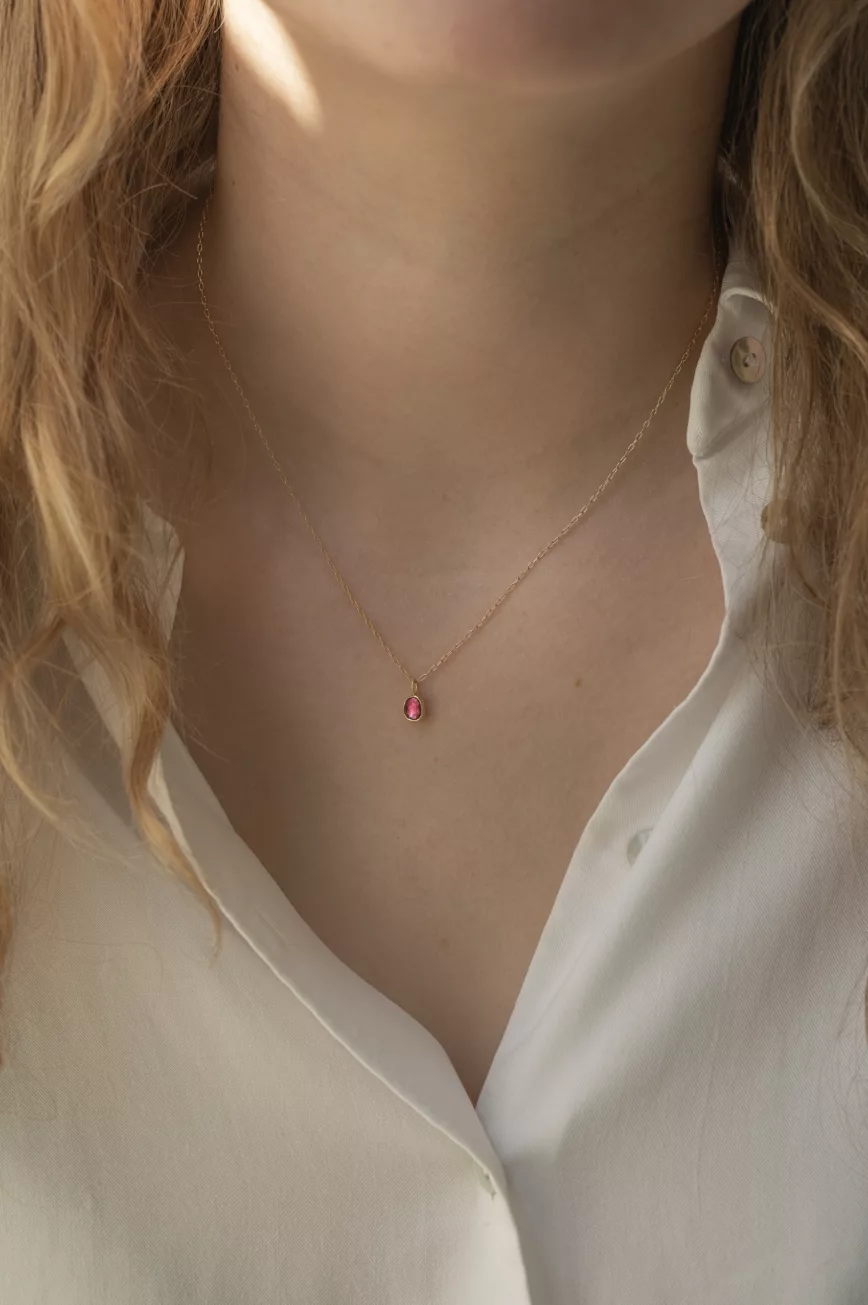 Yellow gold necklace oval pink tourmaline bezel pendant delicate chain Celine Daoust