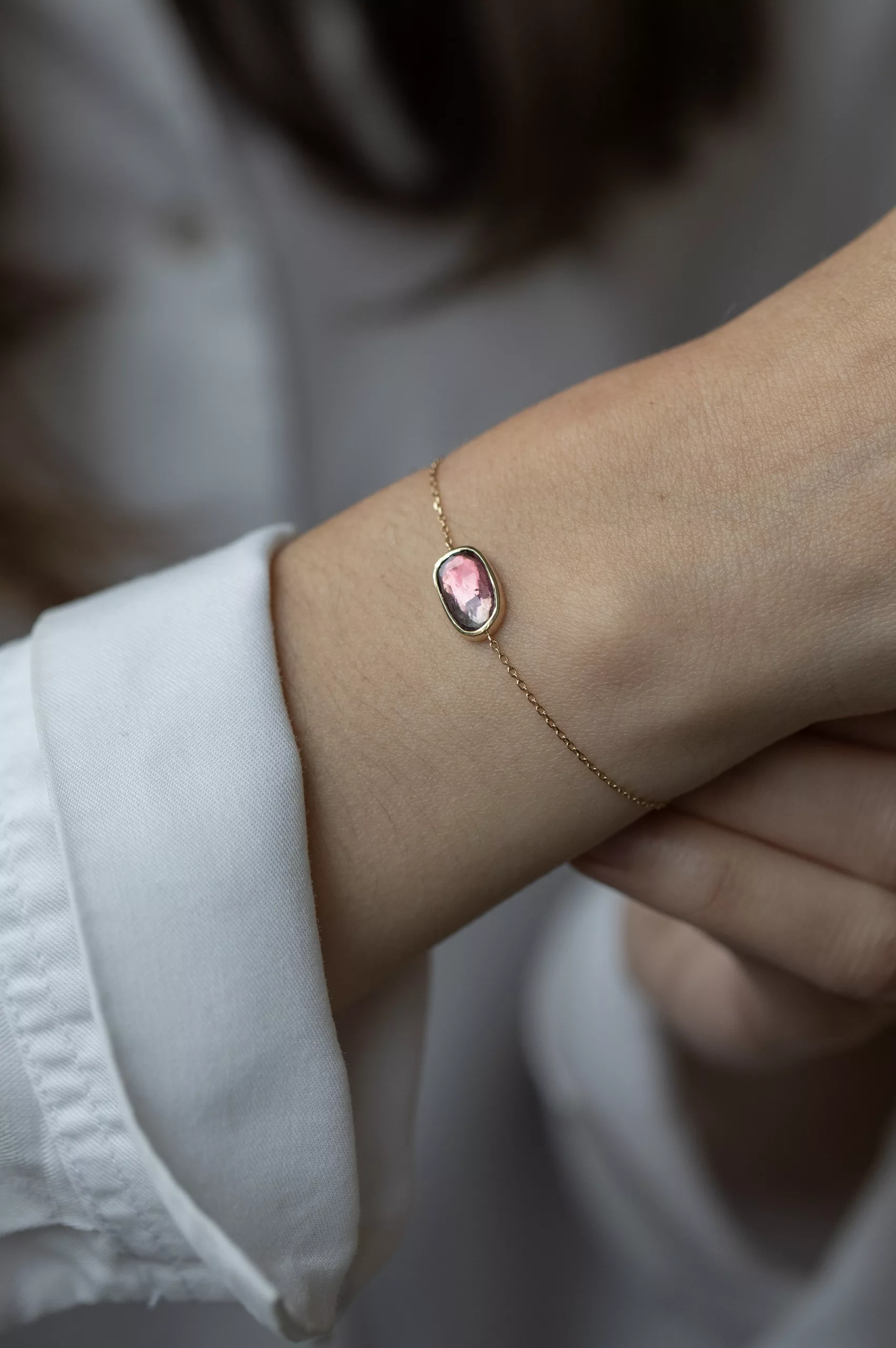 Yellow gold chain bracelet single oval pink tourmaline bezel station Celine Daoust