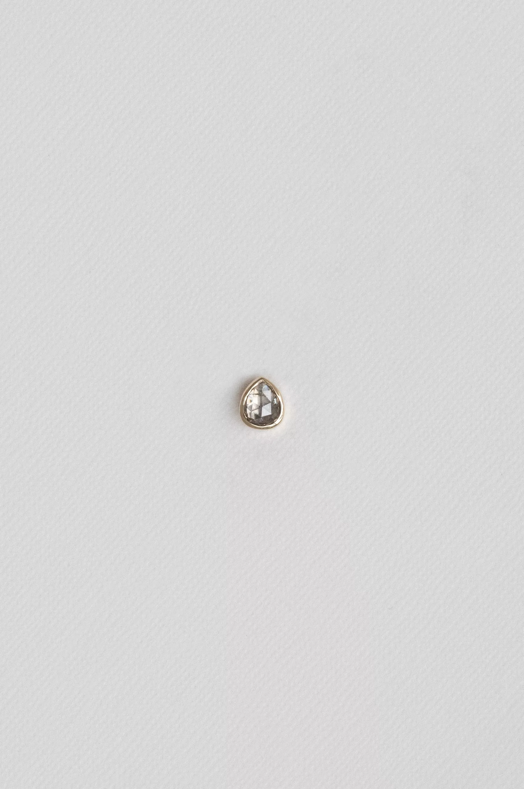 Yellow gold single stud earring freeform grey diamond slice bezel Celine Daoust