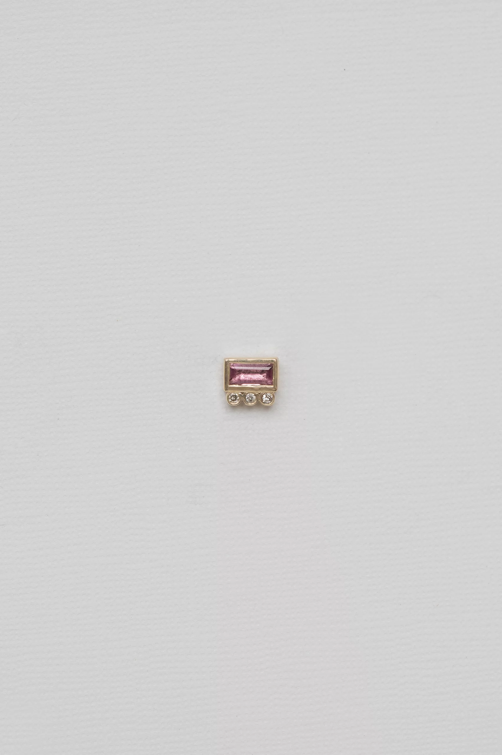 Yellow gold flat back piercing baguette pink tourmaline diamond accent Celine Daoust